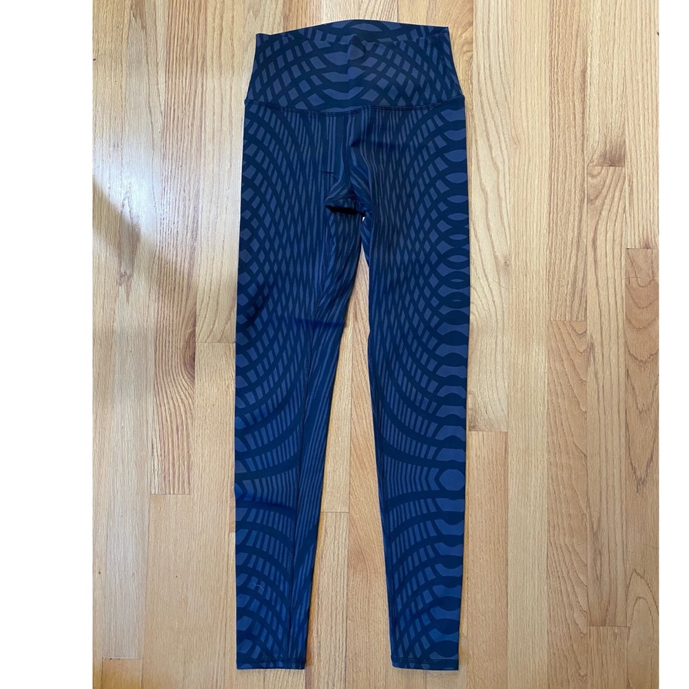 Alo mid-waisted leggings